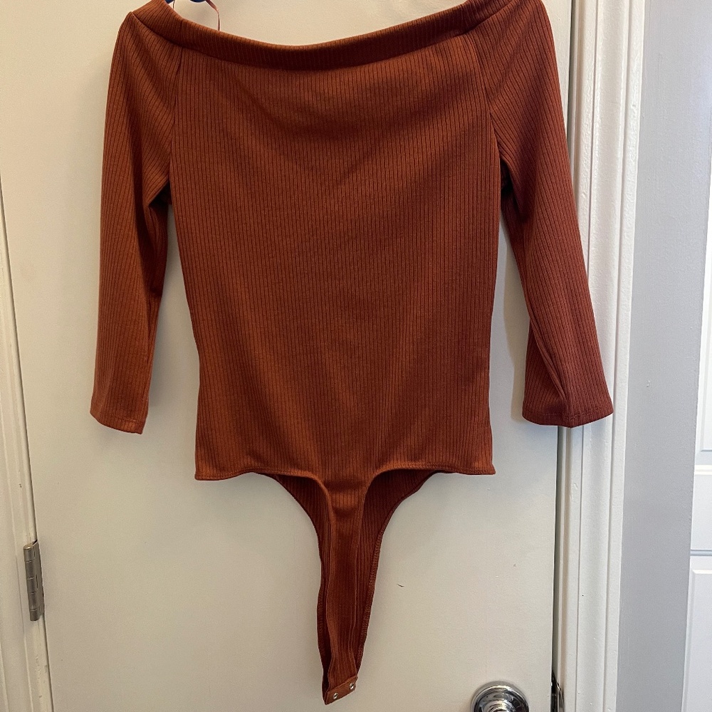 Astr The Label Rust Colored Off The Shoulder Body… - image 2